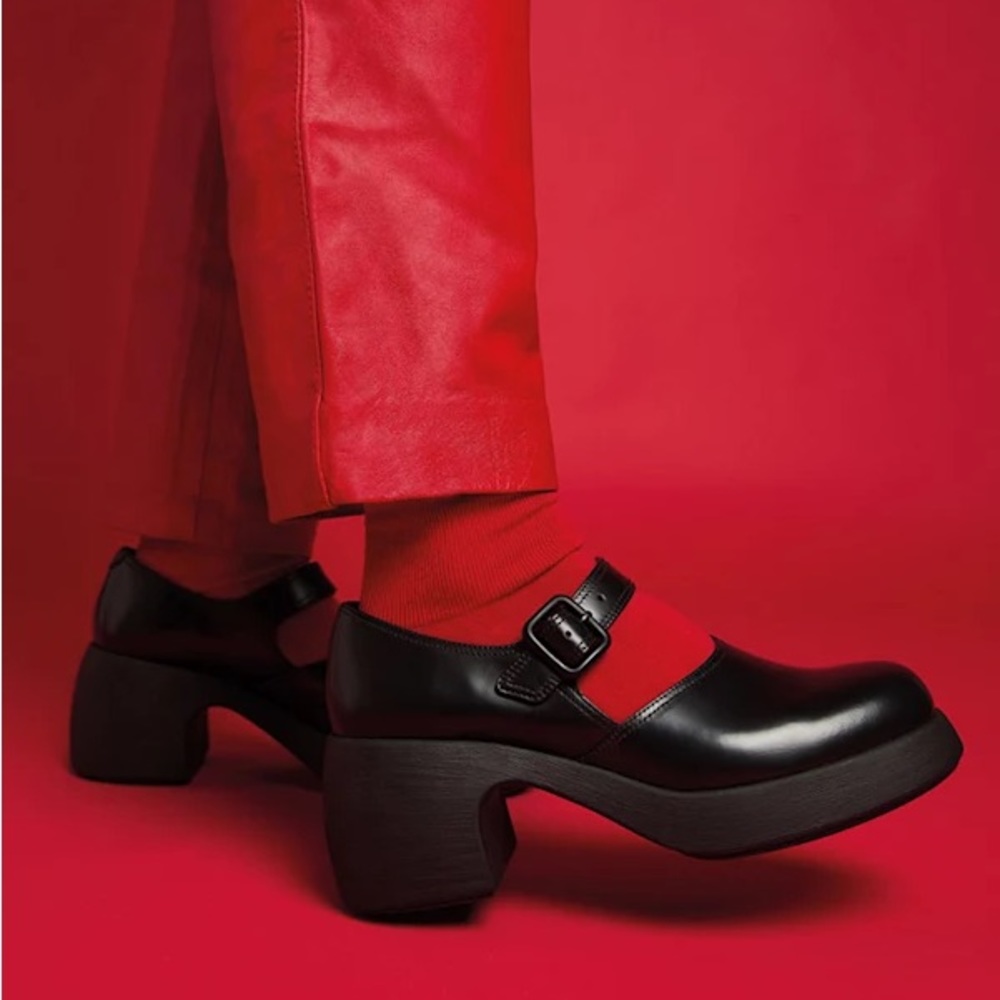 Camper Thelma Platform Mary Jane’s